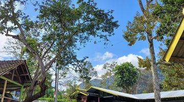 Gambar 1 TEMPAT WISATA n VILLA dikaki gunung Penanggungan TRAWAS