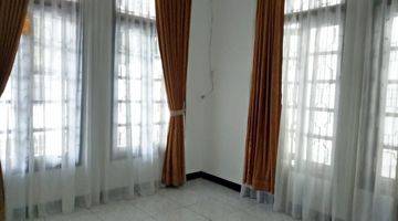 Gambar 5 Comfortable house at Senopati area suitable for office