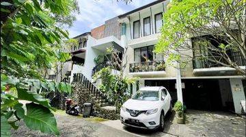 Gambar 1 Rumah Townhouse 3 lt Dekat Kemang & TB.Simatupang, Jakarta Selatan