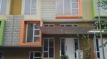 Gambar 1 Dijual Cepat Rumah 3 Lantai Furnished La Bella Village, Tangerang