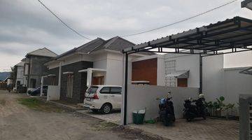 Gambar 3 Rumah Cantik di Timur Jogja 