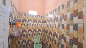 kamar mandi ruko 2 lantai murah luas