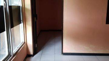 Gambar 4 Gudang Siap Pakai Dan Kantor 2 Lantai Dekat Gate di Safe N Lock Lingkar Timur Sidoarjo