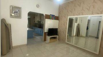 Gambar 3 Rumah Sudah Renovasi Semi Furnished SHM di Vila Nusa Indah 5, Bogor