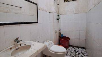 kamar mandi rumah siap huni terawat bagus