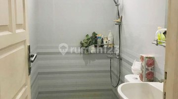 kamar mandi rumah ciamik lingkungan nyaman perumahan