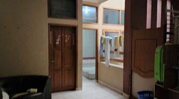 tampak depan rumah kos nyaman di sayap