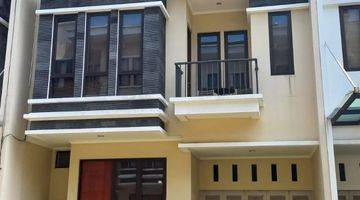 Gambar 1 Dijual Rumah Minimalis, Full Furnished Shm 3 Lantai Bagus Timur