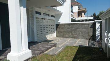 Gambar 5 Rumah mewah araya villa golf