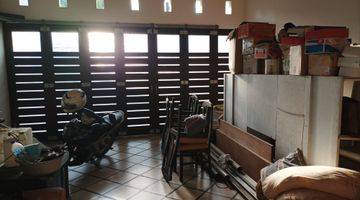 Gambar 4 Rumah besar luas dieng satu lantai