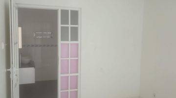 Gambar 2 Rumah Murah Semi Furnished di Rivera, Semarang