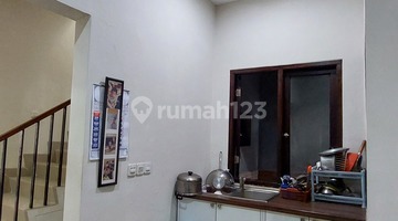 dapur rumah 2 lantai siap huni