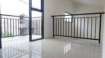 Gambar 4 Rumah Mezanine Balkon Terluas Harga Minimalis Dekat Stasiun Depok