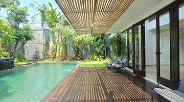 Gambar 1 House To Silent Office, Good Tropical Garden.