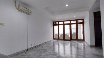 Gambar 4 Rumah 2 Lantai Bagus Semi Furnished di Pulomas, Jakarta Timur