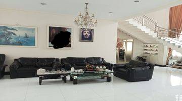 Gambar 5 Rumah Minimalis Modern Siap Huni Semi Furnished Bagus