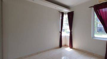 Gambar 1 Rumah Luas Dua Lantai Semi Furnished di Kota Wisata