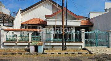 Gambar 1 RUMAH DI DHARMAHUSADA INDAH, LOKASI ISTIMEWA