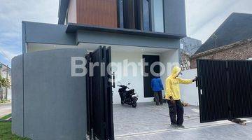 Gambar 1 RUMAH 2LANTAI GRESS MINIMALIS SEMI FURNISHED BABATAN PANTAI SELANGKAH KENJERAN PAKUWON CITY MULYOSARI SUTOREJO