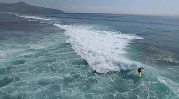 Gambar 2 Lahan komersial di Senggigi Lombok View Pantai