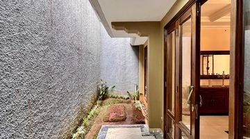 foto lainnya rumah mewah dalam townhouse dekat