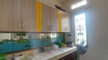 dapur dijual cepat rumah 2 lantai