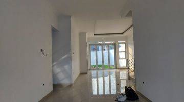 ruang tamu rumah mewah minimalis modern dalam