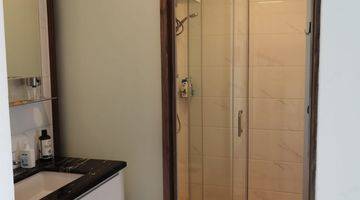 kamar mandi  apartemen sky house 2 kamar