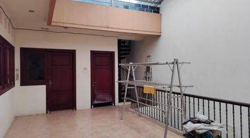 Gambar 3 Rumah 2 Lantai Furnished Siap Huni Laguna Regency Pakuwon City Surabaya Timur