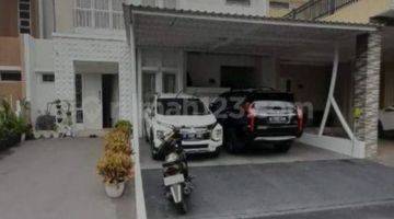 Gambar 1 Rumah 2 lantai bagus siap huni