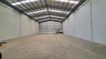 Gambar 2 Pergudangan Summarecon Makassar Titanium Smart Warehouse Ready