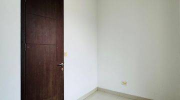 Gambar 4 Rumah Di Green Lake City Cluster East Asia Ukuran 4x18,5 Utara