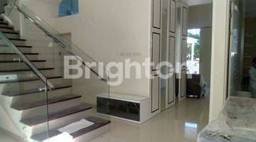 Gambar 4 Rumah Mewah Bagus Fully Furnished Prambanan Residence Murah