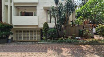 Gambar 1 Townhouse Kemang Jakarta Selatan Minimalis Mewah Fully Furnish