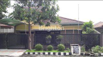 Gambar 1 Rumah Dekat RS Dr Sutomo Surabaya