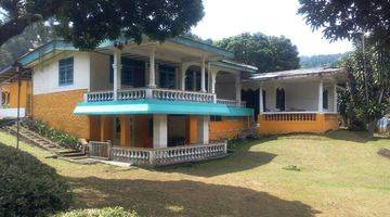 ruang tamu villa sejuk super luas lokasi