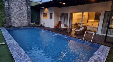 Gambar 1 Rumah Mewah Ada Private Pool Di Cluster Beryl Gading Serpong