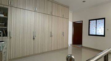 Gambar 2 Rumah Pluit Modern Siap Huni