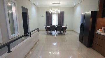 Gambar 4 Rumah Jakarta Barat Semi Furnish 9,5 X 12 SHM 2 Lantai Layak Huni 