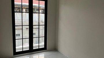 Gambar 5 Rumah 2 Lantai Baru Unfurnished Shm Di Kembar , Bandung