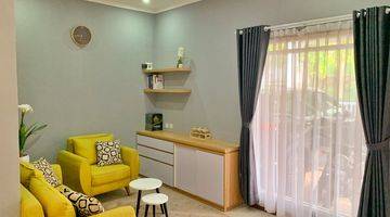 Gambar 3 Rumah 2 Lantai Bagus Semi Furnished SHM di Pasir Impun , Bandung