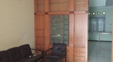 Gambar 2 Rumah 2 Lantai Bagus Semi Furnished SHM di Babakan Jeruk , Bandung