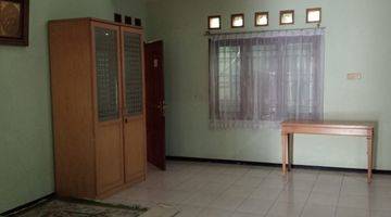 Gambar 5 Rumah 2 Lantai Bagus Semi Furnished SHM di Babakan Jeruk , Bandung