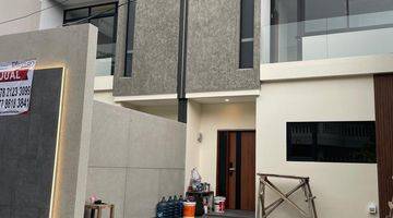 Gambar 1 Rumah 2 Lantai Baru Unfurnished SHM di Situ Sari Bandung, Bandung