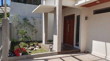 Gambar 3 Rumah 2 Lantai Sudah Renovasi Semi Furnished SHM di Batununggal Indah , Bandung