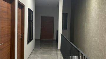 Gambar 1 Rumah 2 Lantai Baru Unfurnished SHM di Situ Sari Bandung, Bandung