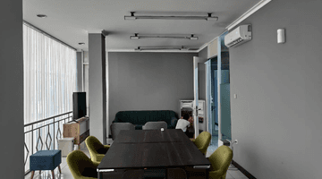 ruang tamu gedung 3 lantai siap pakai,