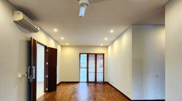 Gambar 3 Rumah 2 Lantai Bagus Unfurnished SHM di Gaharu Cipete, Jakarta Selatan