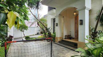 Gambar 2 Rumah 2 Lantai Bagus Unfurnished SHM di Kebayoran Baru, Jakarta Selatan