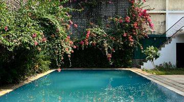 Gambar 4 Rumah 2 Lantai Bagus Furnished SHM di Kemang, Jakarta Selatan